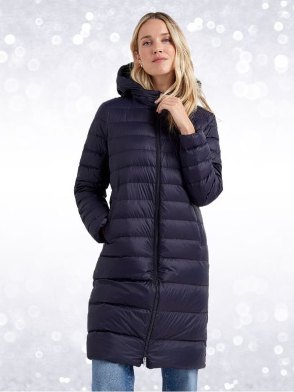 Simons Contemporaine Packable Reprocessed Nylon 3/4 Puffer Jacket in Navy